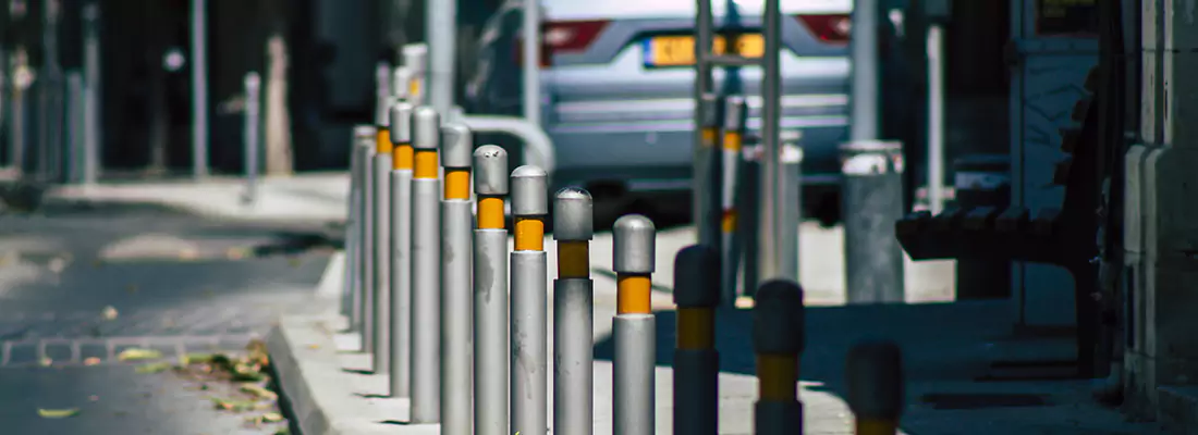 Safe and Convenient Retractable Barrier Column Systems for Properties in Gloucester, ON